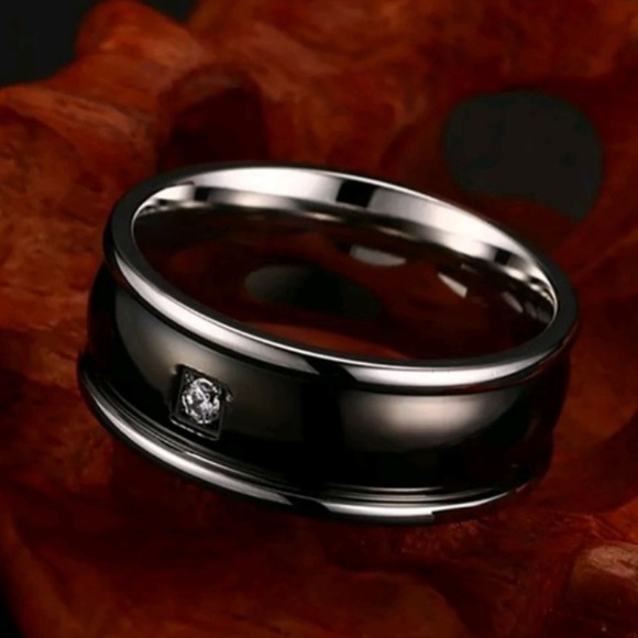 Men&Women Stainless Steel Titanium Band black Ring - Picture 2 of 4